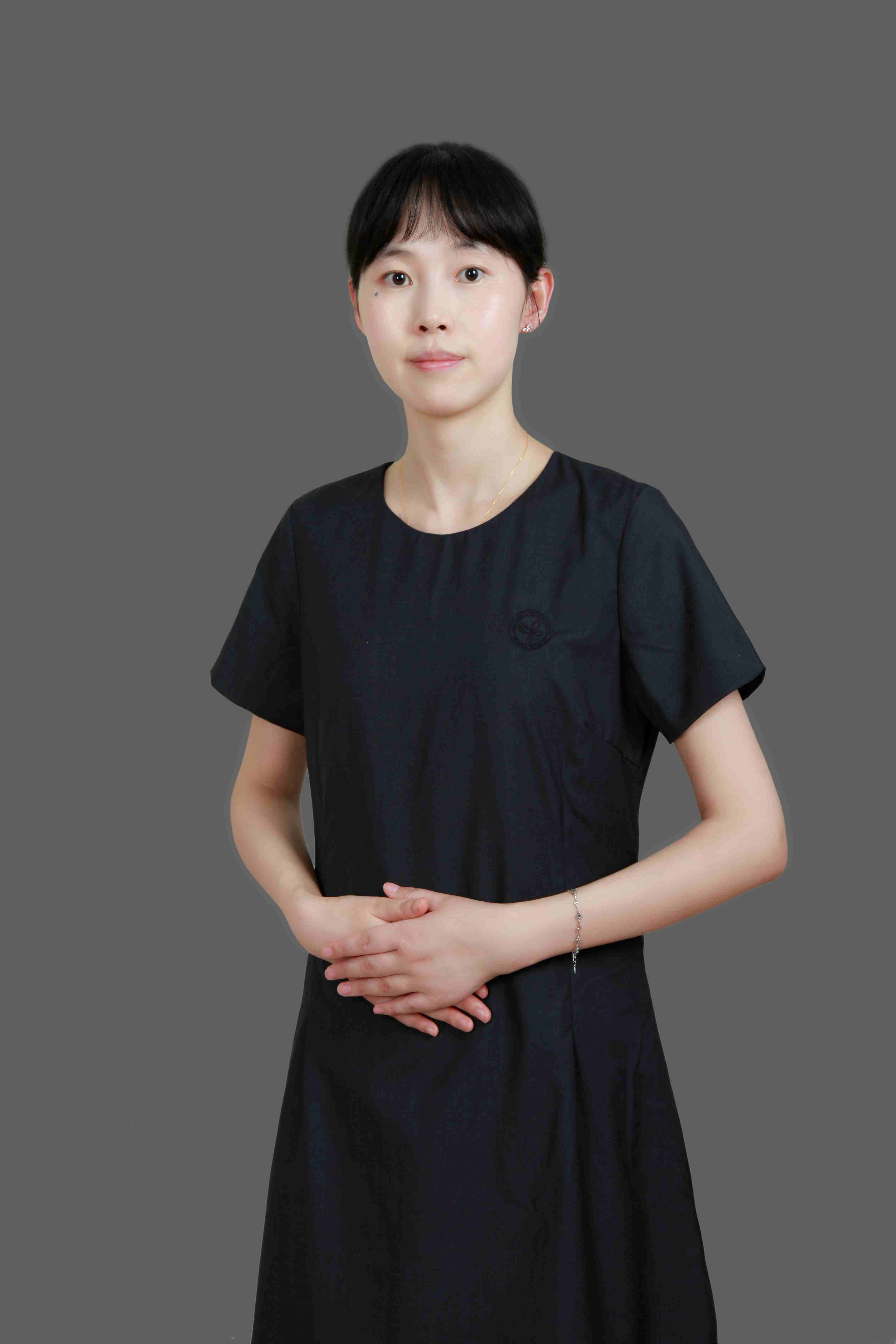 李莹